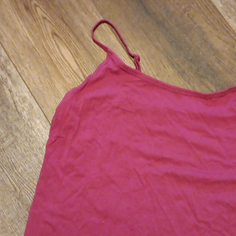 ✨️3/10$✨️Raspberry‎ cami - Picture 2 of 4